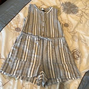 Universal Threads Romper
